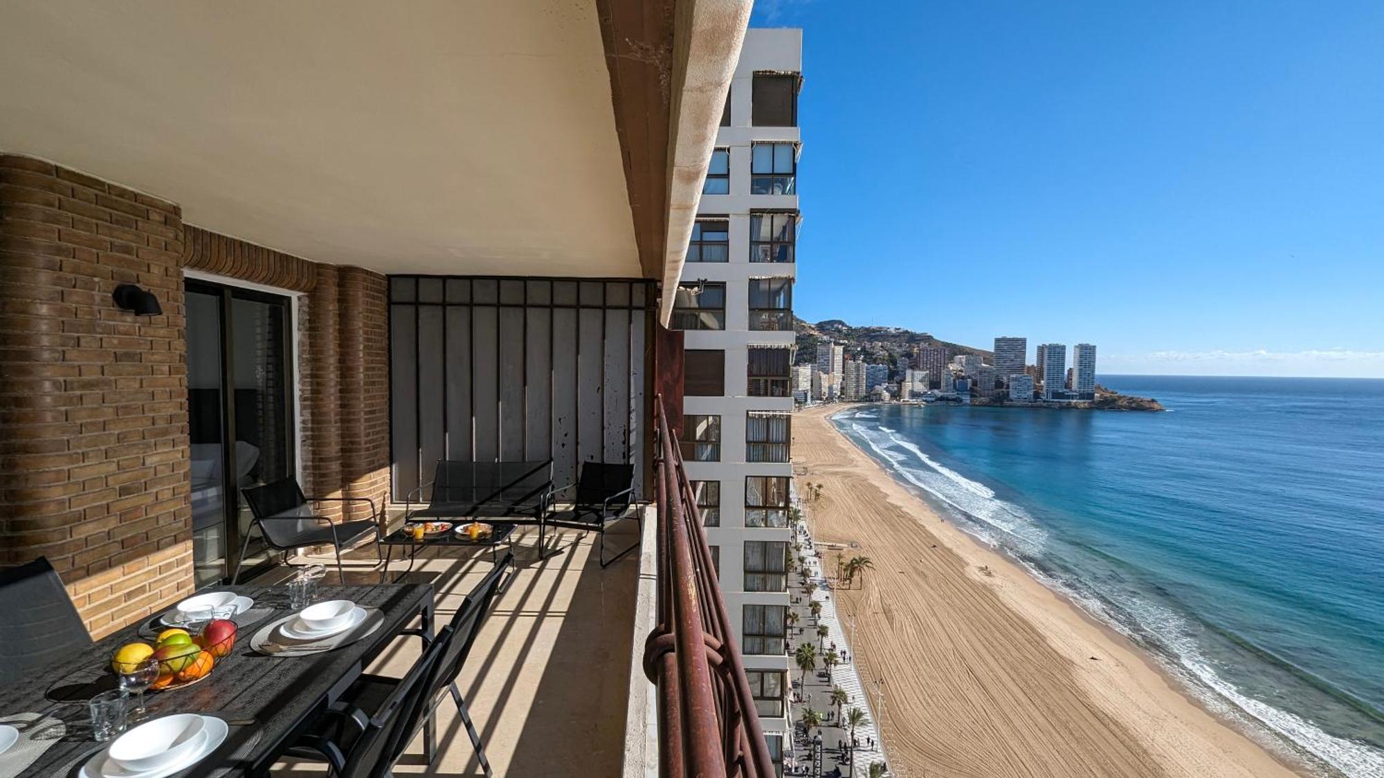 Las Arenas Sea Front Apartments Benidorm Dış mekan fotoğraf