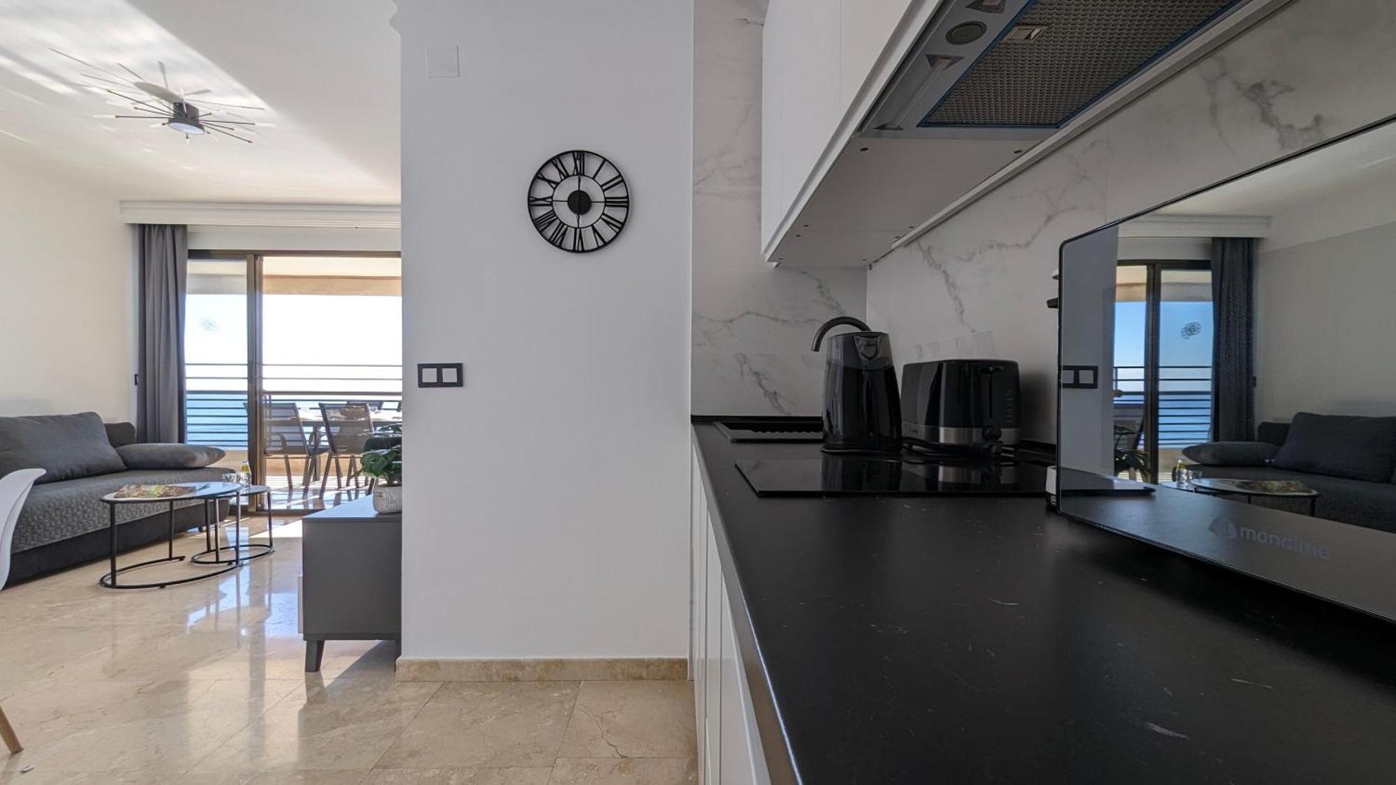 Las Arenas Sea Front Apartments Benidorm Dış mekan fotoğraf